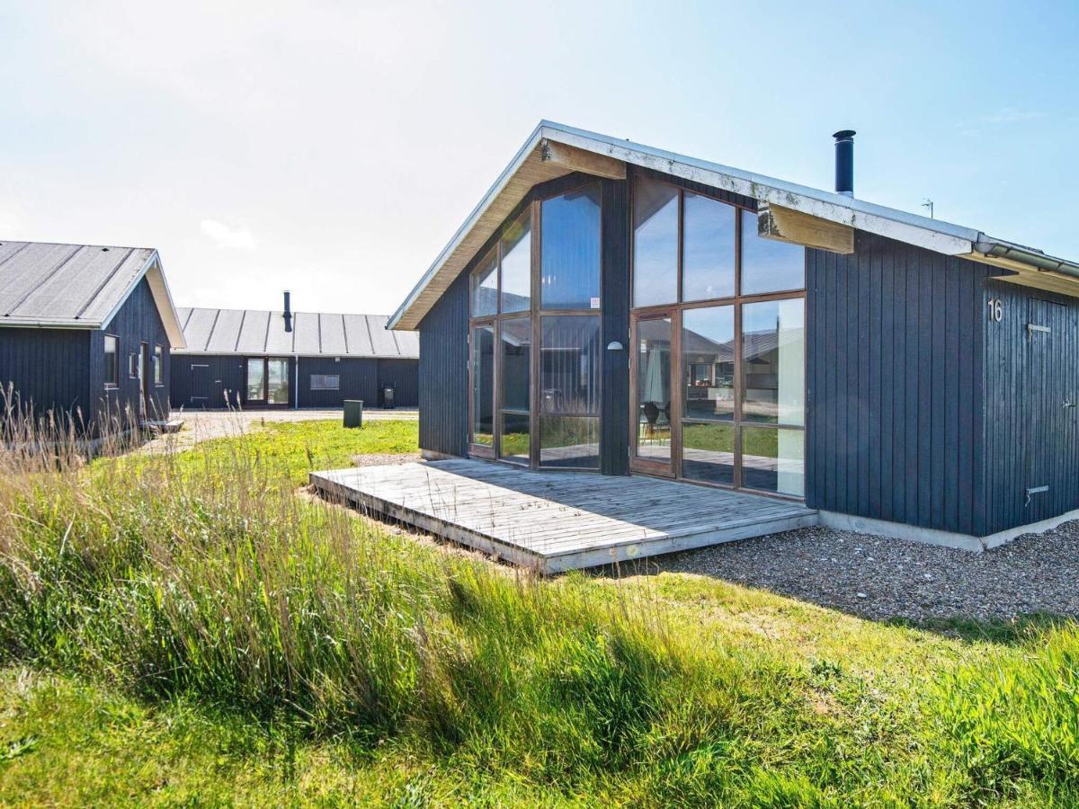 8 Person Holiday Home In Ulfborg Extérieur photo
