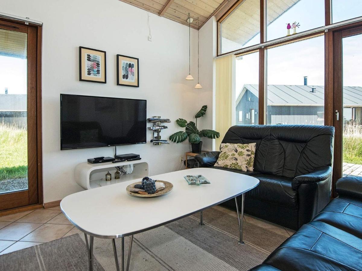 8 Person Holiday Home In Ulfborg Extérieur photo